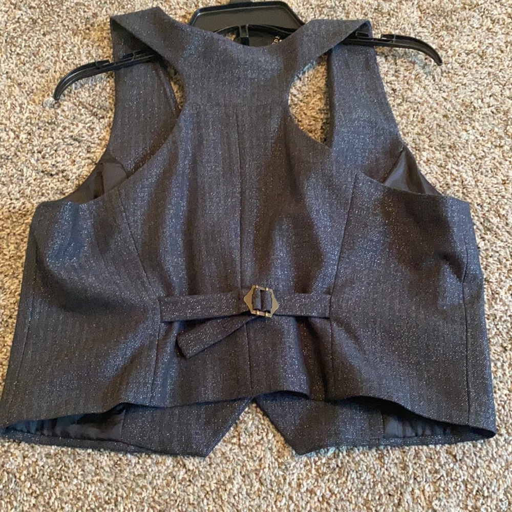 Apostrophe Stretch Vest - Picture 3 of 5